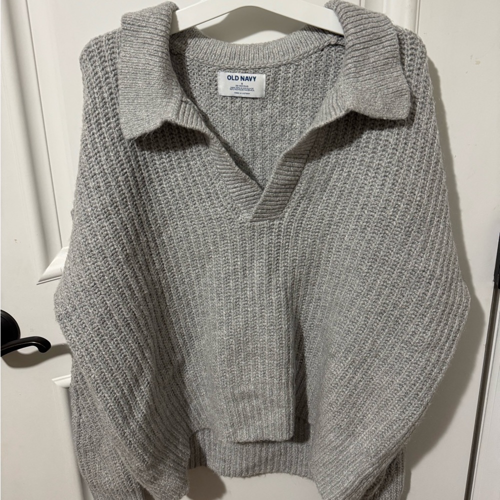 Old Navy Women's V-Neck Sweater